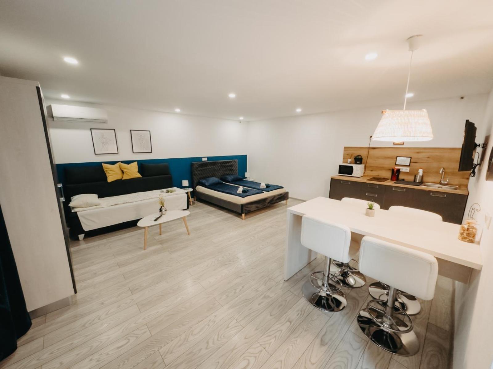 Marcos Apartments Victoriei - Self Check-In Reșița Dış mekan fotoğraf