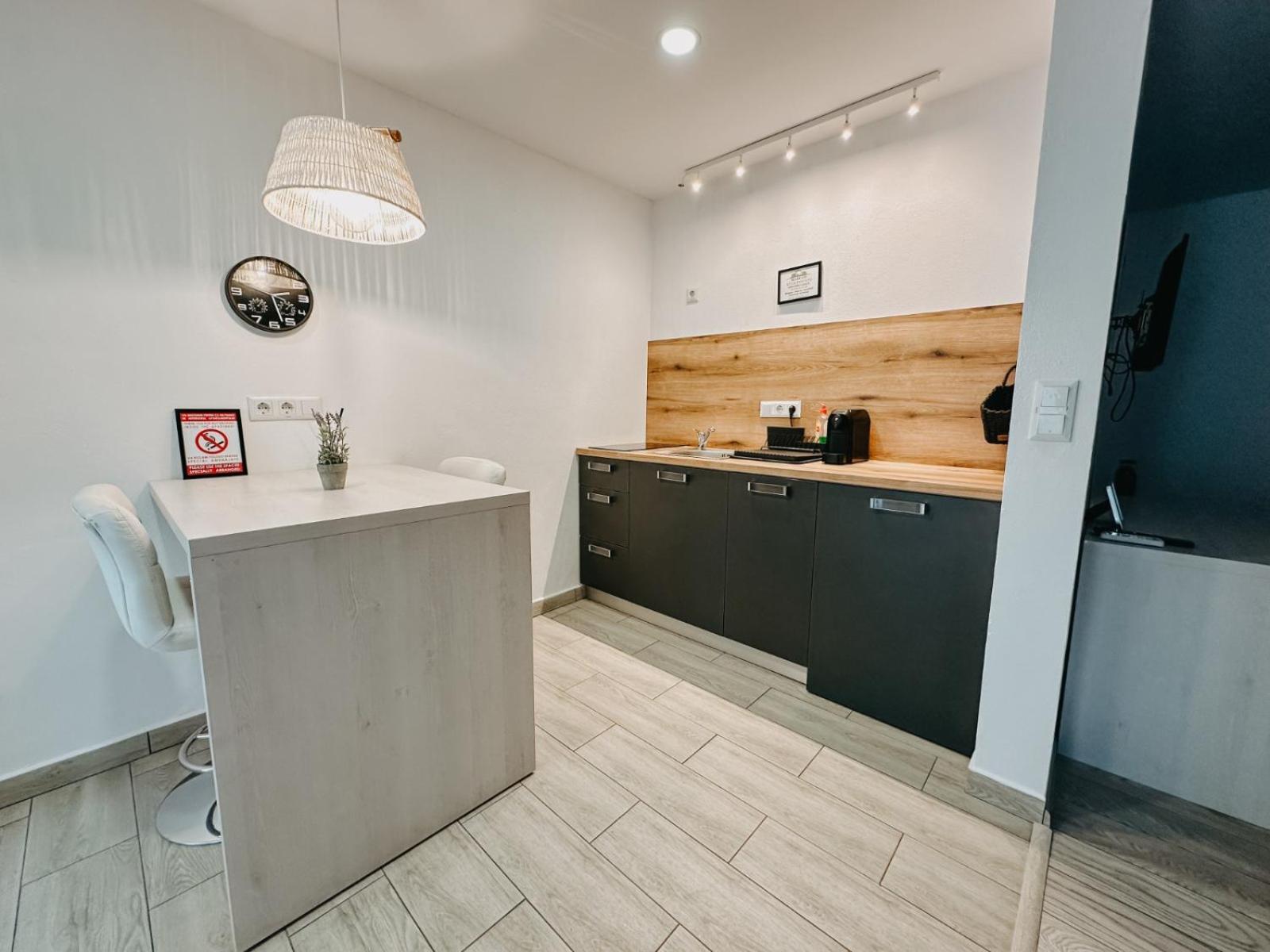 Marcos Apartments Victoriei - Self Check-In Reșița Dış mekan fotoğraf